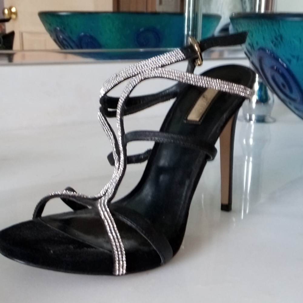 Guess heeels - Picture 1 of 5
